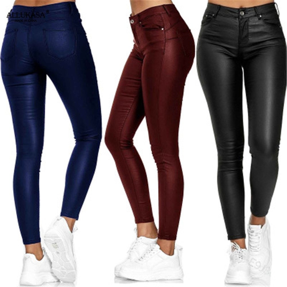 Dina – Stretch-Kunstlederhose