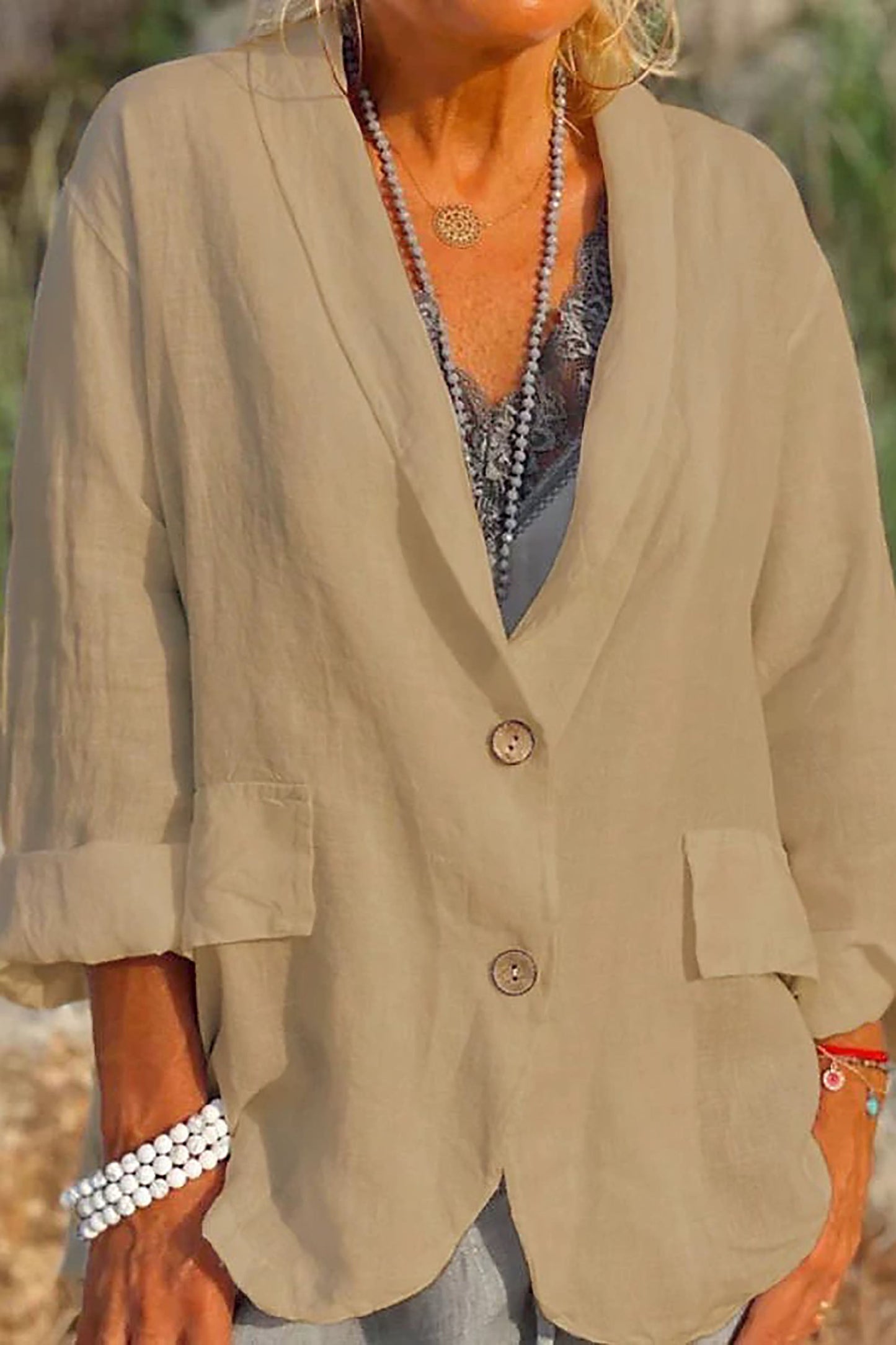 Jessica – Leichte Jacke aus Leinen mit Knöpfen