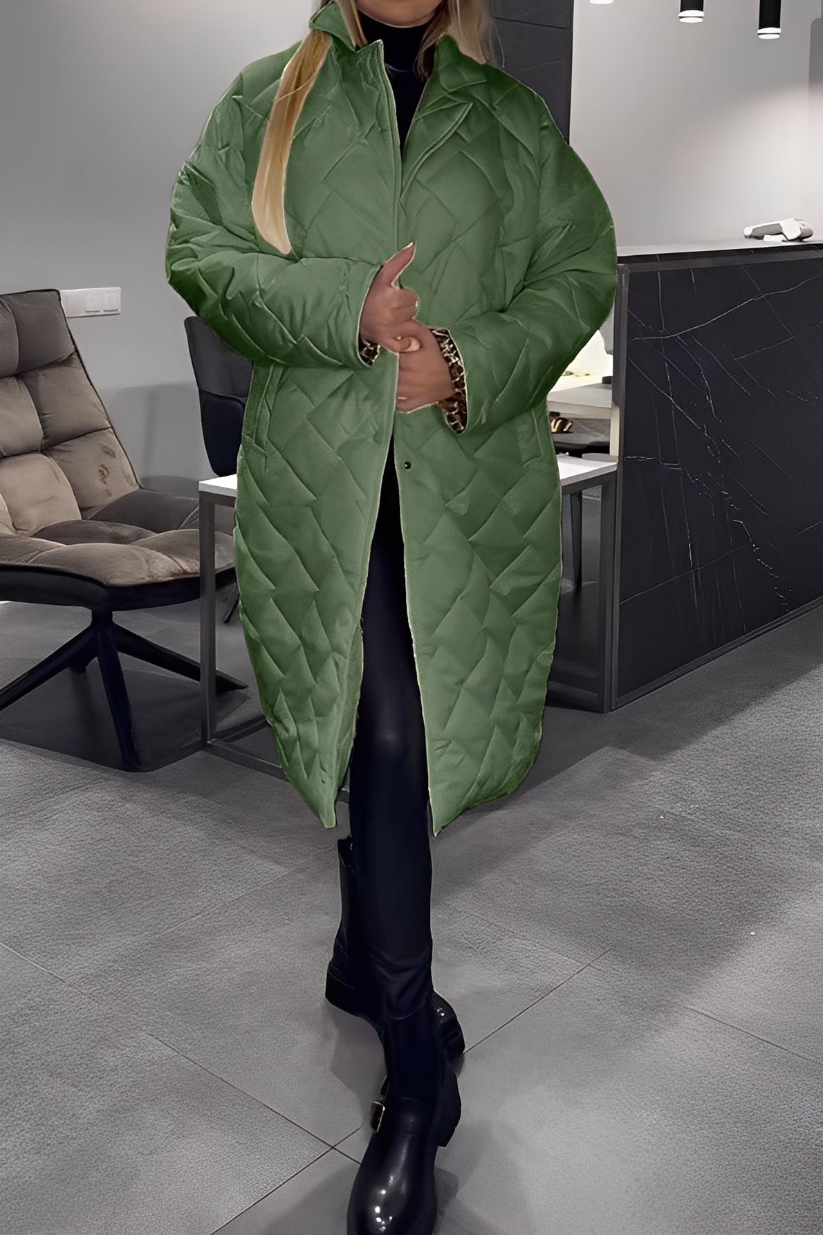 Beverly - Stilvolle, locker sitzende Daunenjacke für Damen