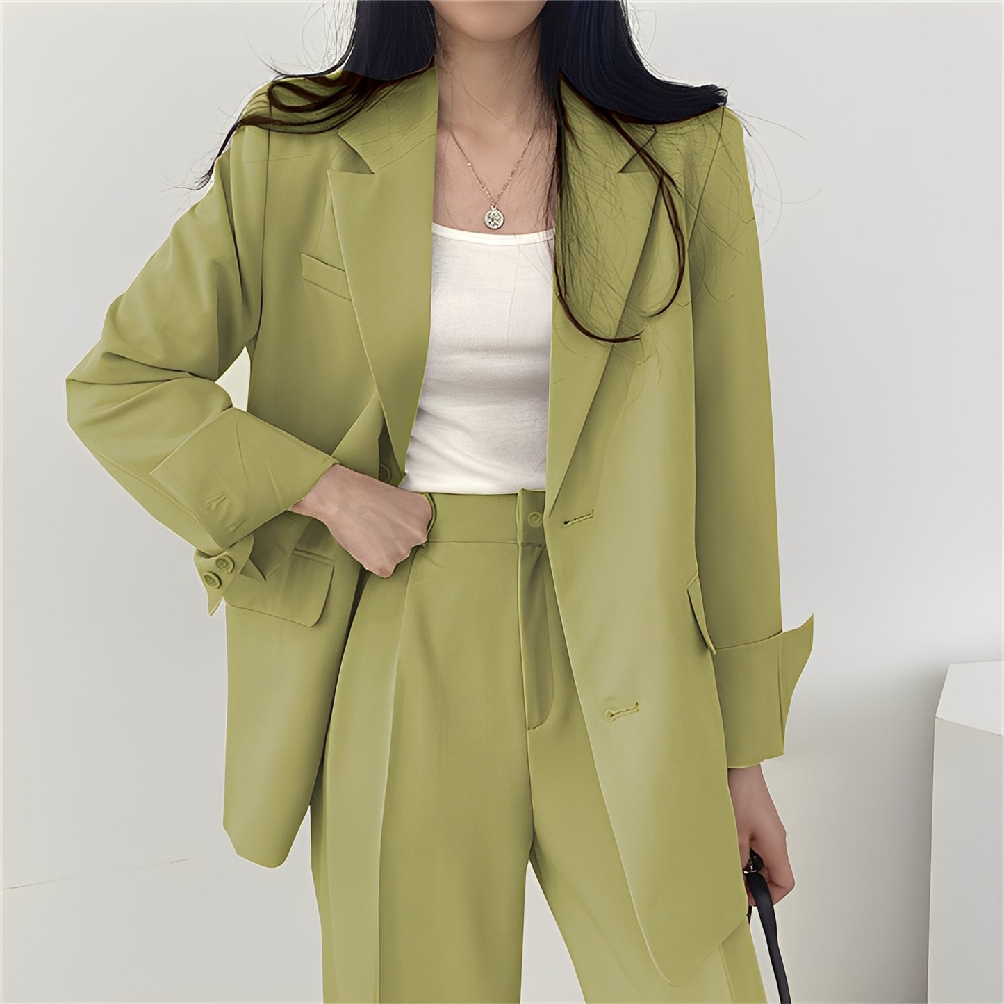Alethea - Elegantes Set aus lockerem Blazer und Hose für Damen