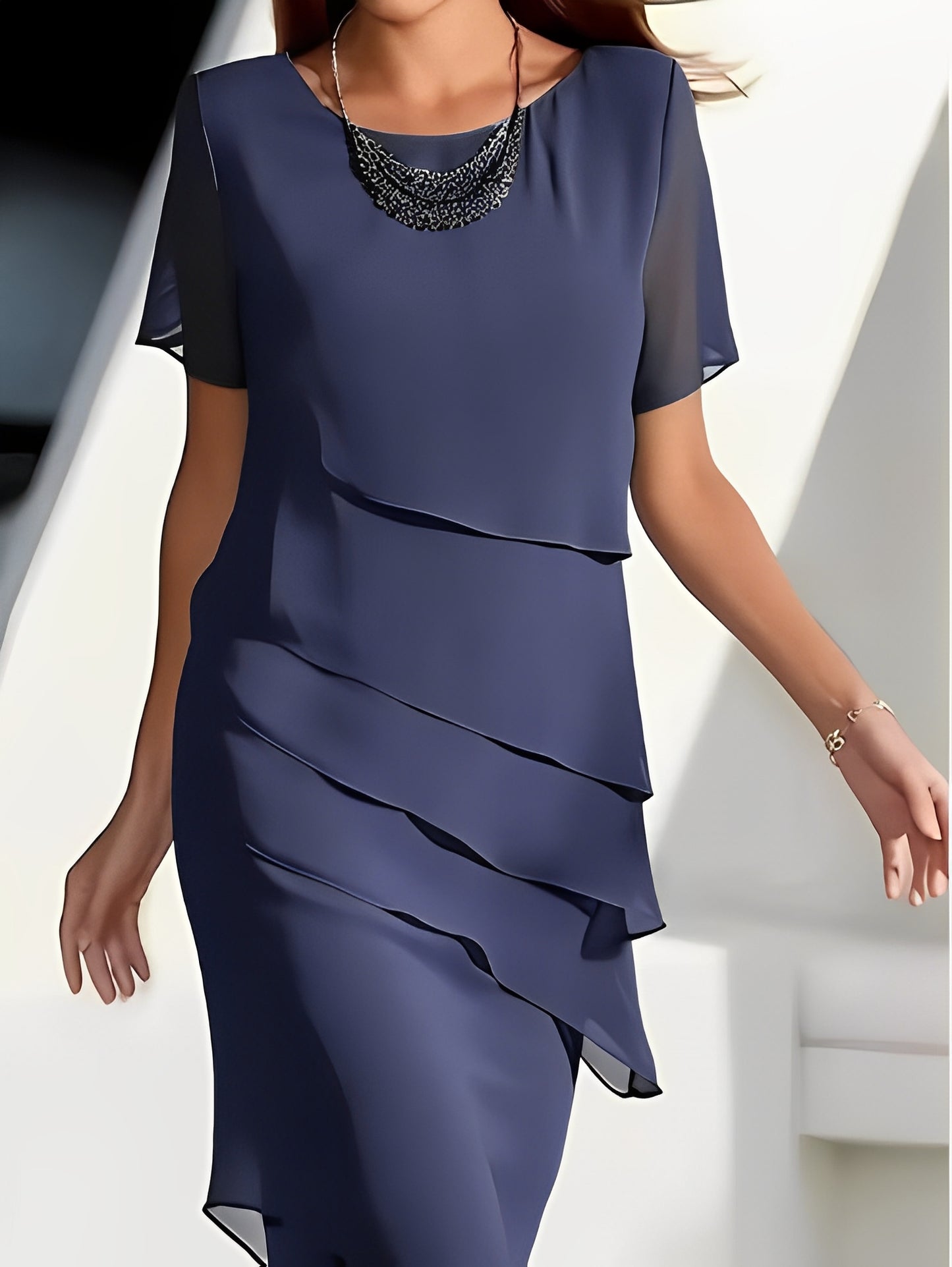 Carmel - Elegantes Chiffonkleid mit Patchwork für Damen
