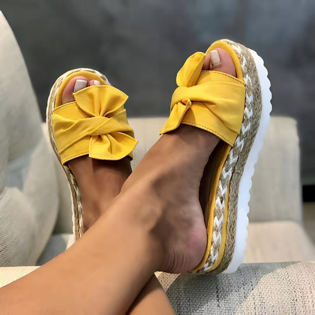 Arleen - Lässige Sandalen mit Schleife für Damen