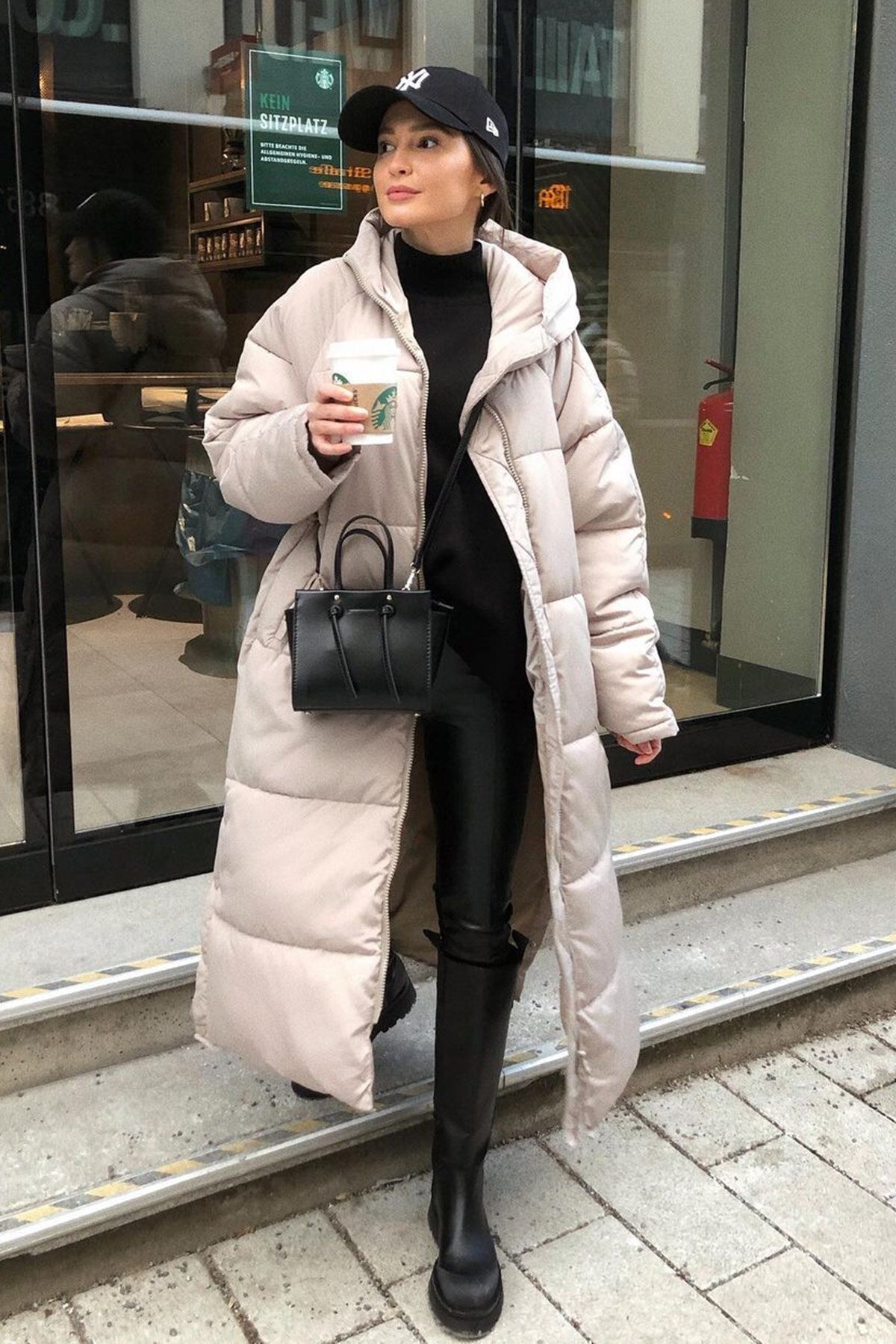 Khloe - Warmer, langer, wattierter Wintermantel für Damen
