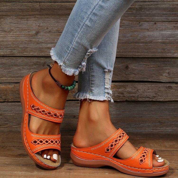 Felicia - Moderne, bequeme flache Sandalen für Damen