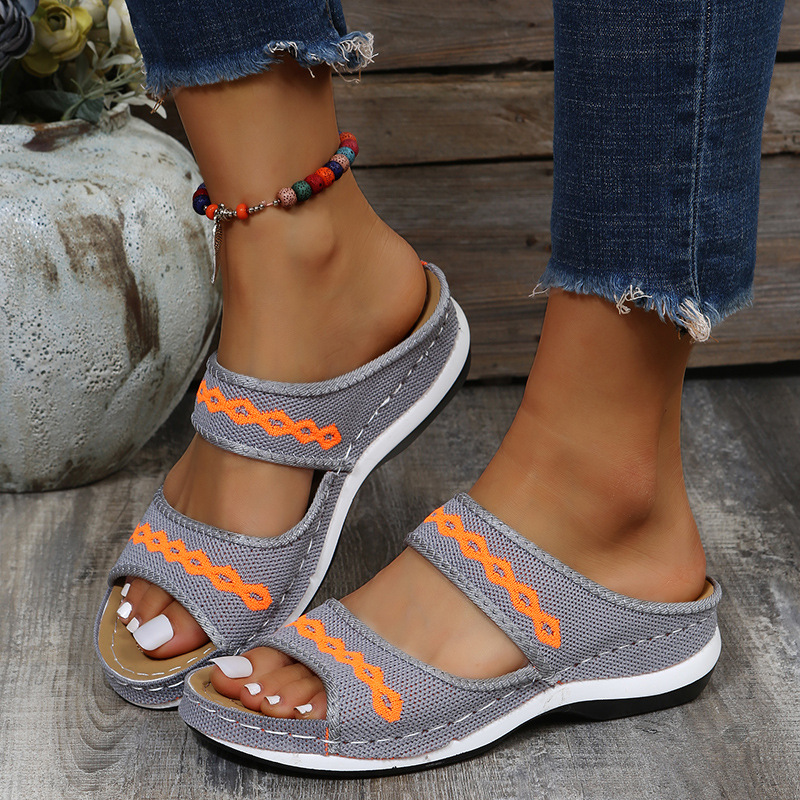 Felicia - Moderne, bequeme flache Sandalen für Damen