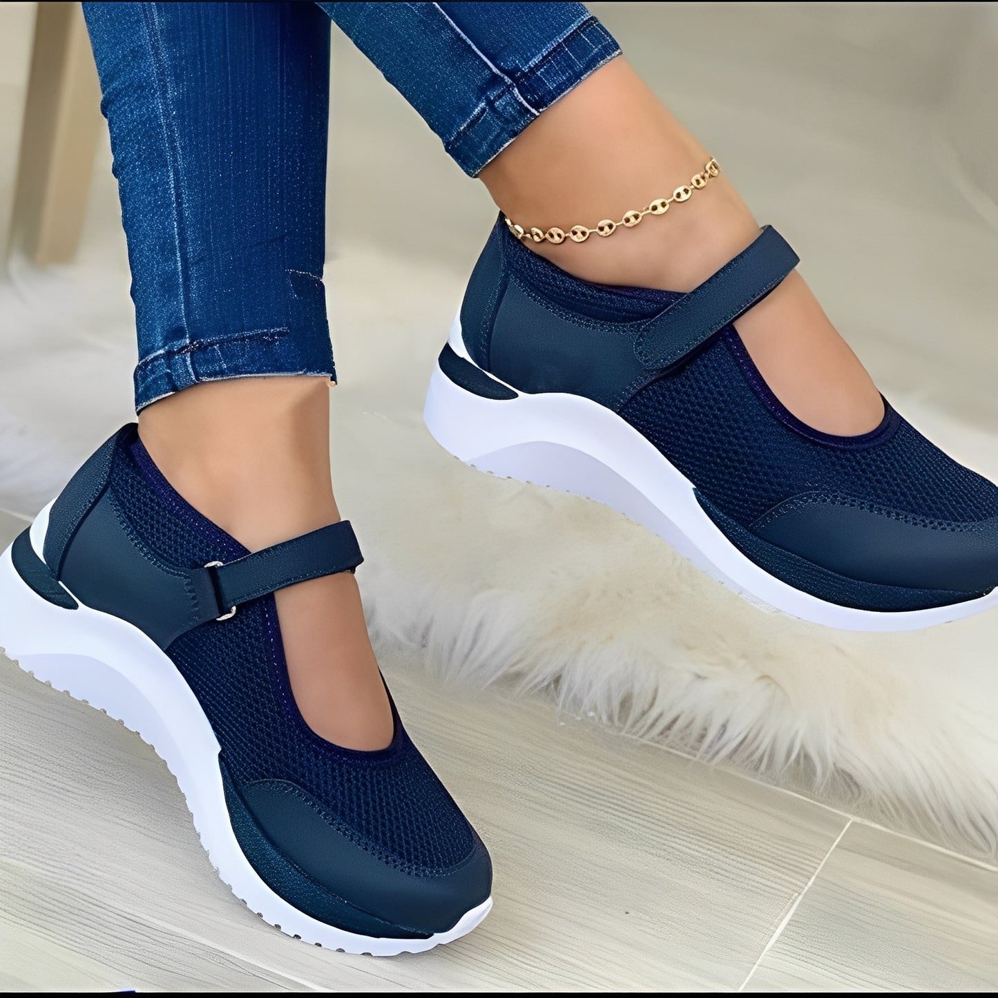Nichola - Stilvolle Riemchensandalen aus Mesh für Damen