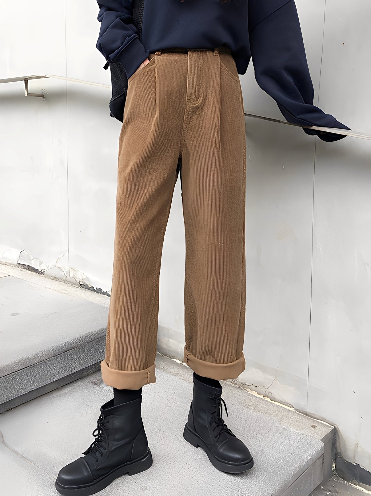 Shelbie - Klassische Cordhose mit weitem Bein für Damen