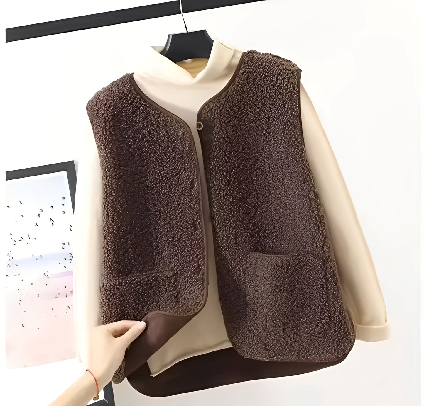 Raine - Stilvolle Plüschweste für Damen