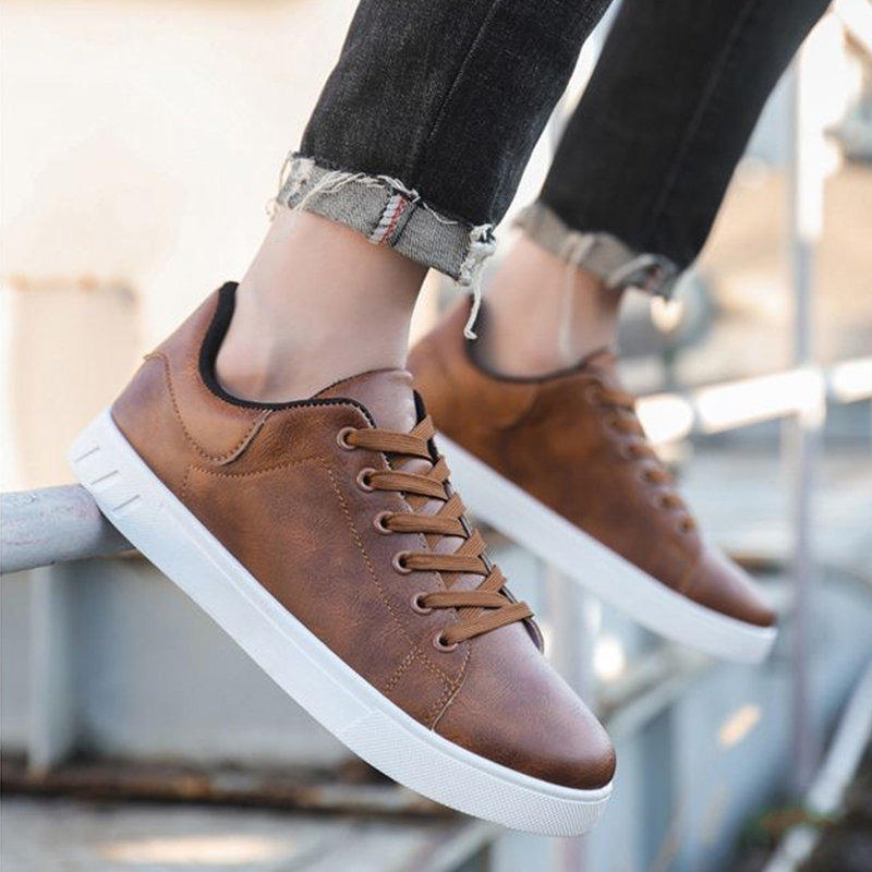 Randall - Stilvolle, flache Lederschuhe für Herren