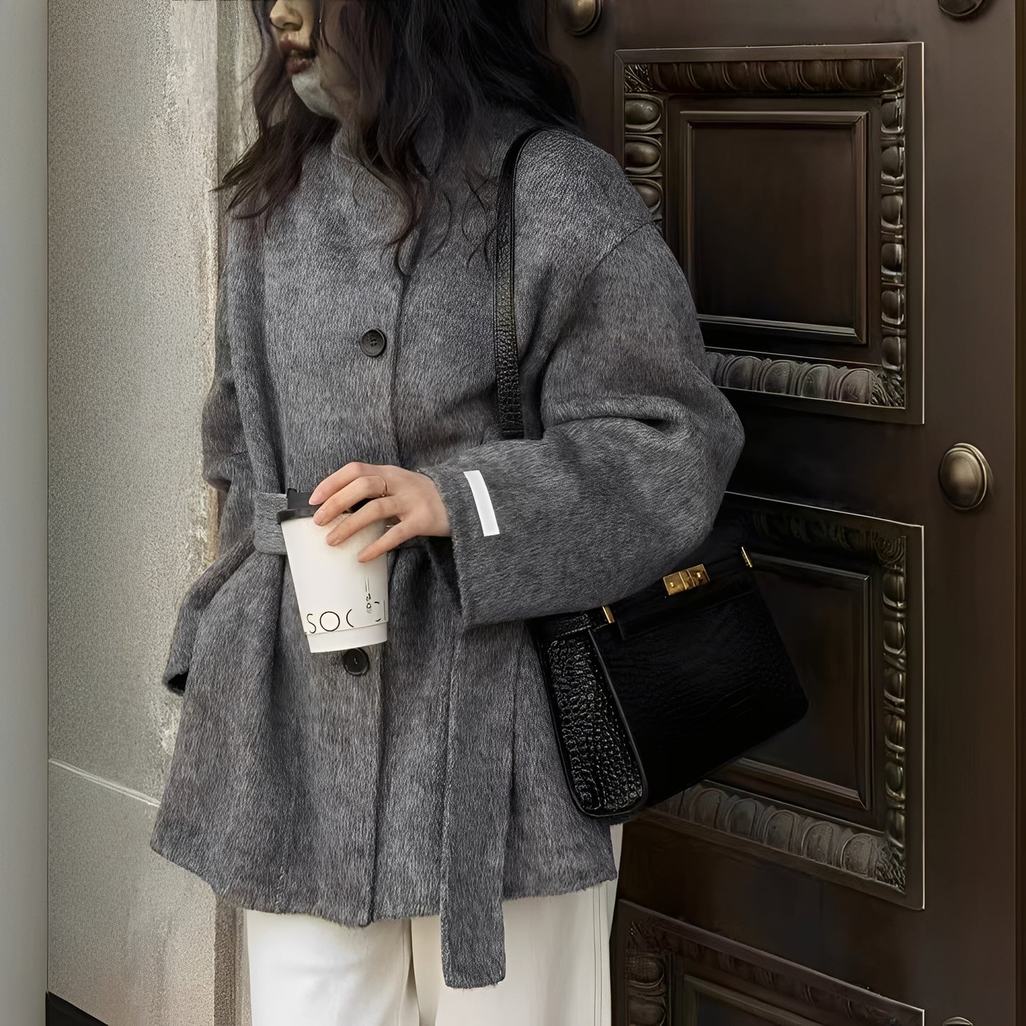 Claudia - Lockerer doppelreihiger Wollmantel für Damen