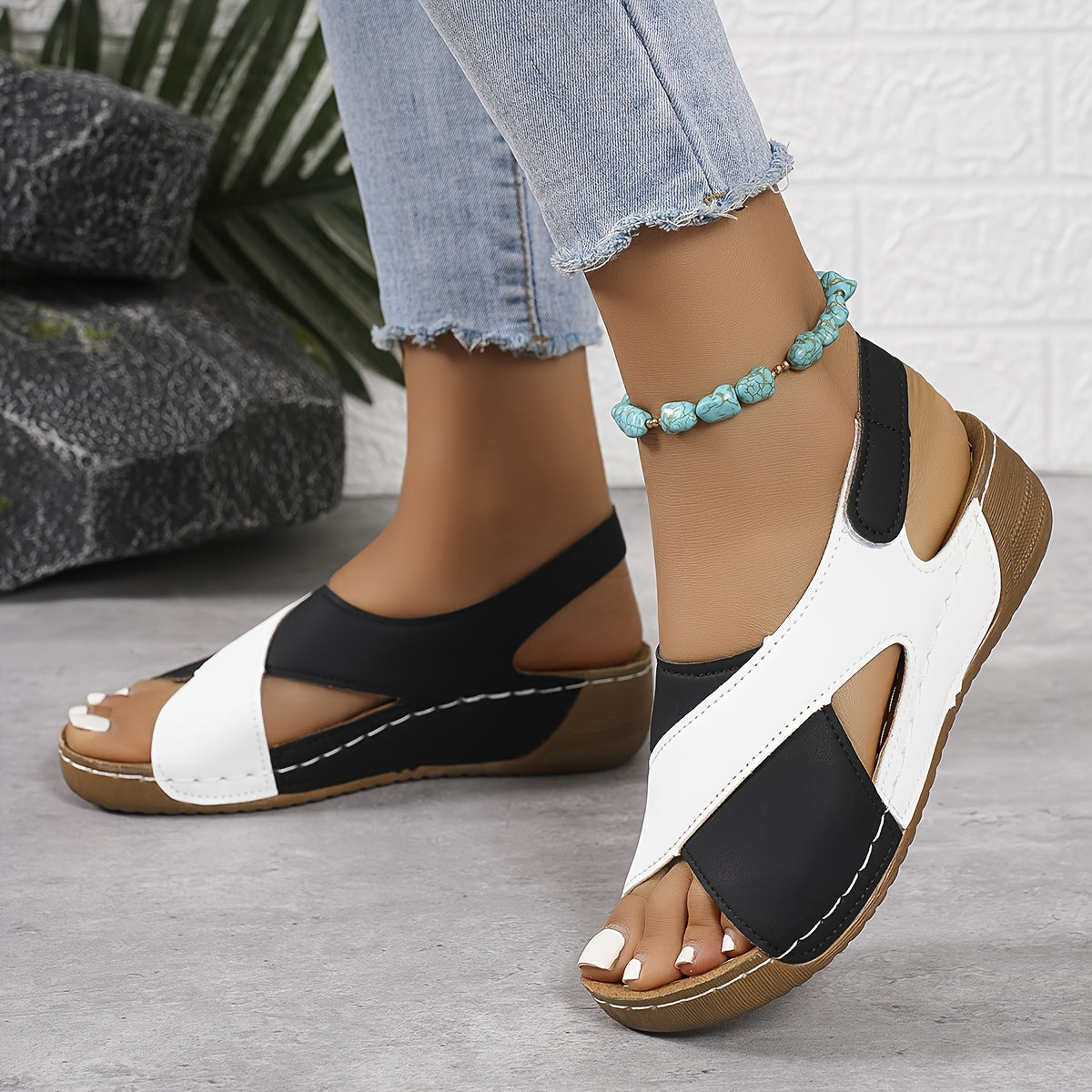 Laura – Bequeme orthopädische Sandale
