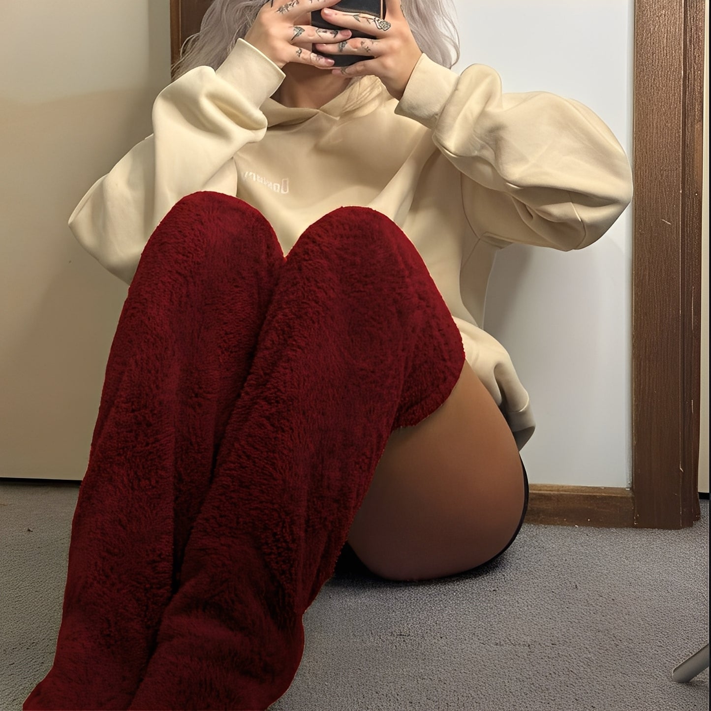 Camellia - Warme, überknielange Wintersocken für Damen