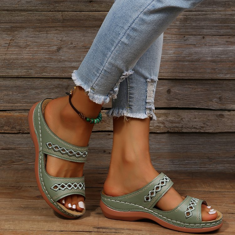 Felicia - Moderne, bequeme flache Sandalen für Damen