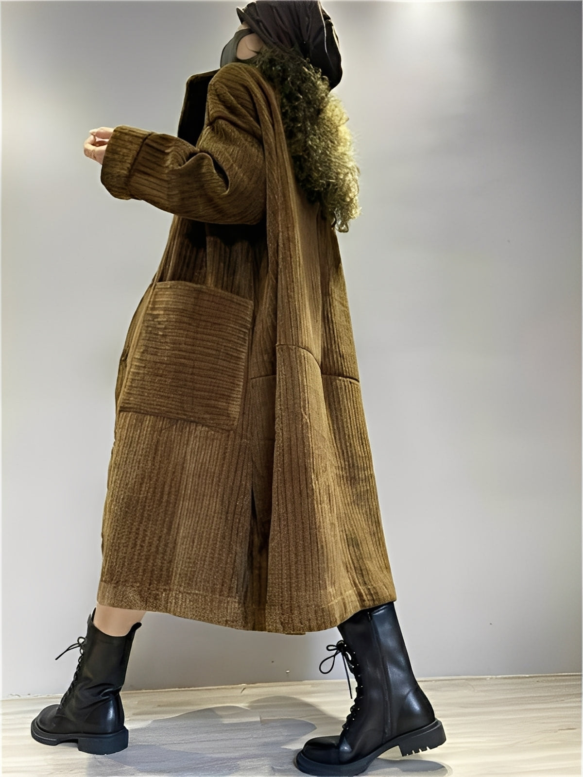 Alethea - Lässige lange Cordjacke mit Taschen für Damen
