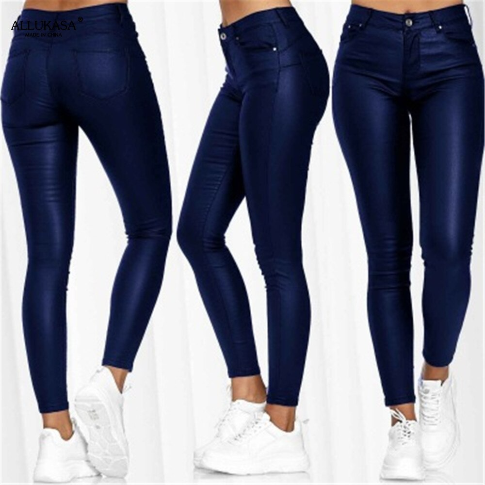 Dina – Stretch-Kunstlederhose