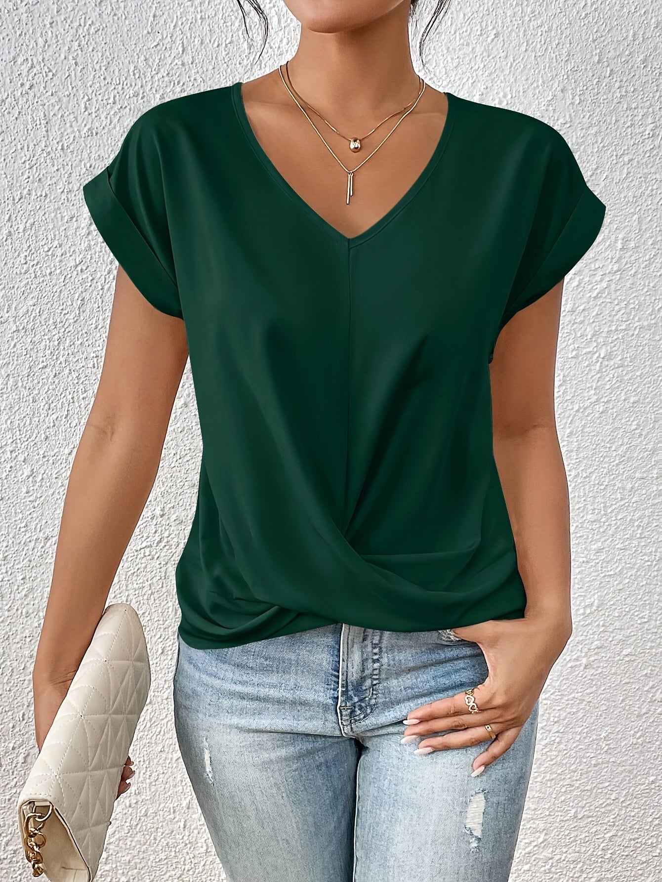 Gunnhild - Damen T-Shirt mit Herz-Ausschnitt