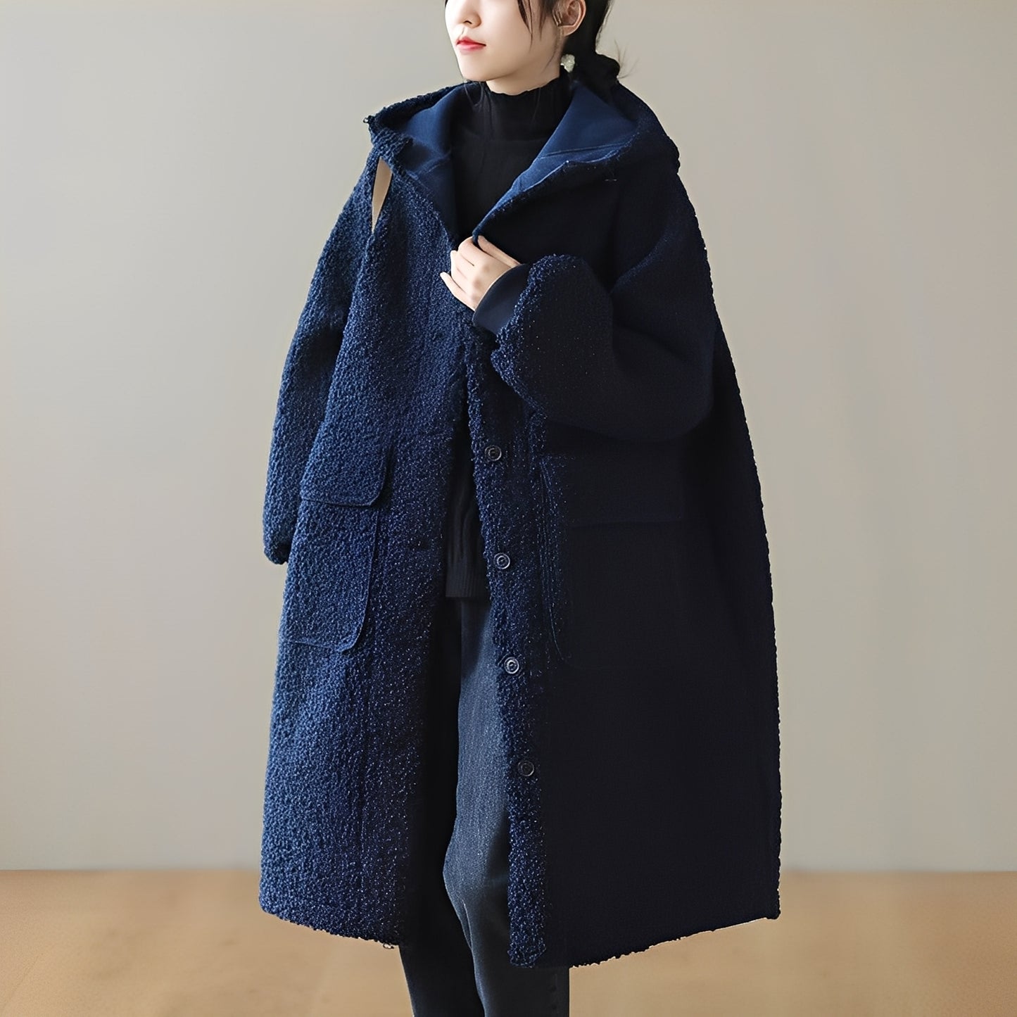 Nydia - Warmer Wollmantel mit Kapuze für Damen