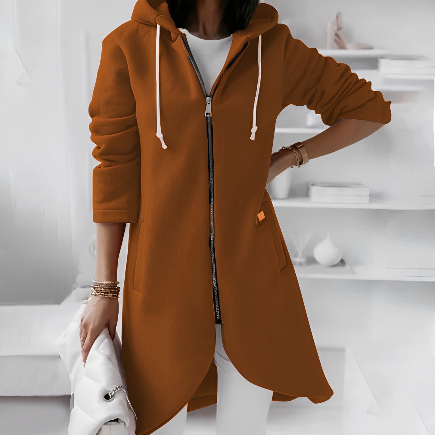 Myranda - Stylische Jacke mit Kapuze für Frauen