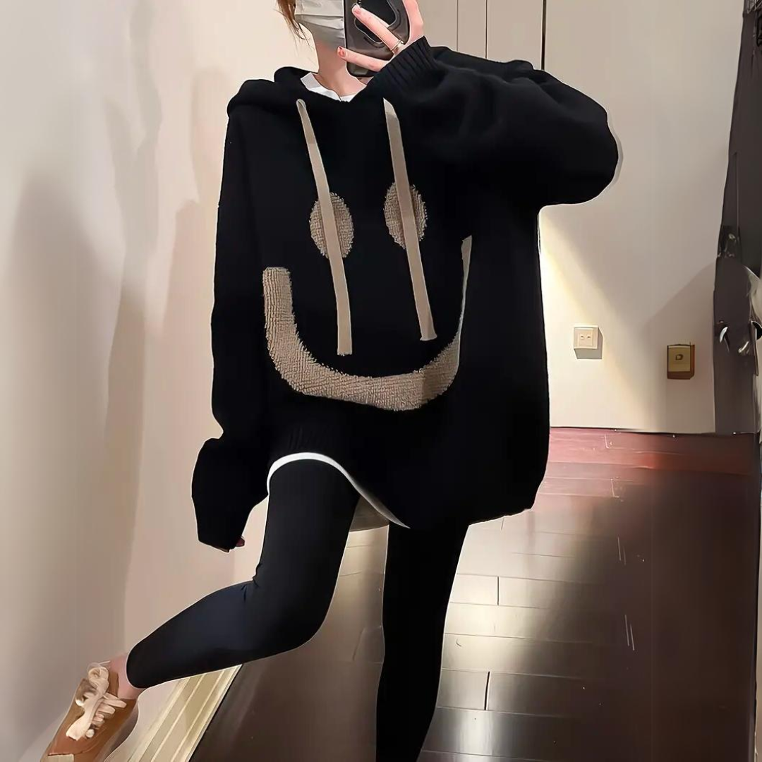 Emelia - Lockerer Hoodie mit Smiley-Design für Damen