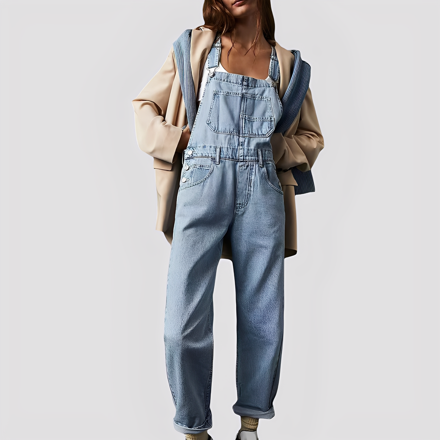 Mildred - Klassische, locker sitzende Jeanslatzhose für Damen