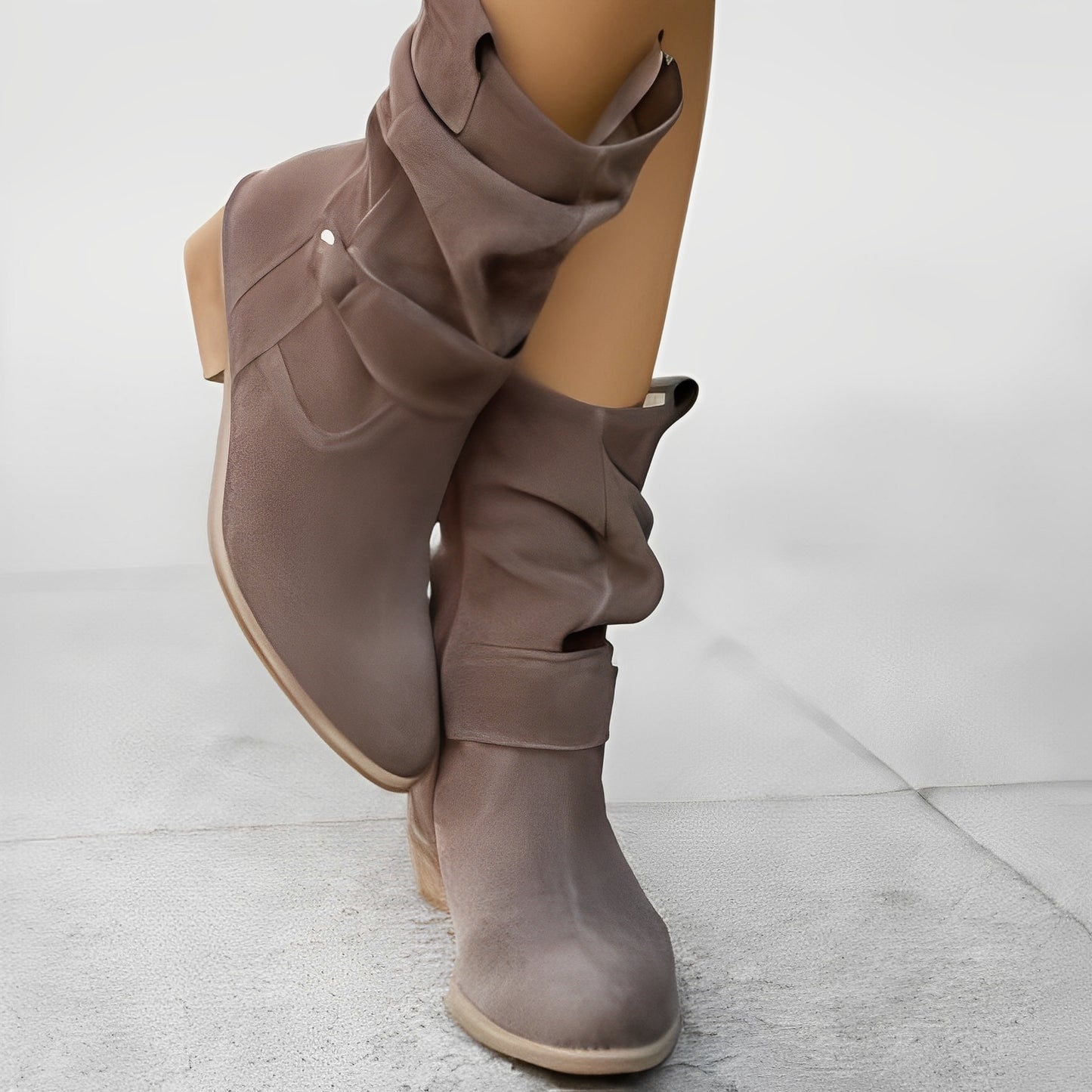 Celestine - Stilvolle kurze Stiefel mit runder Spitze für Damen