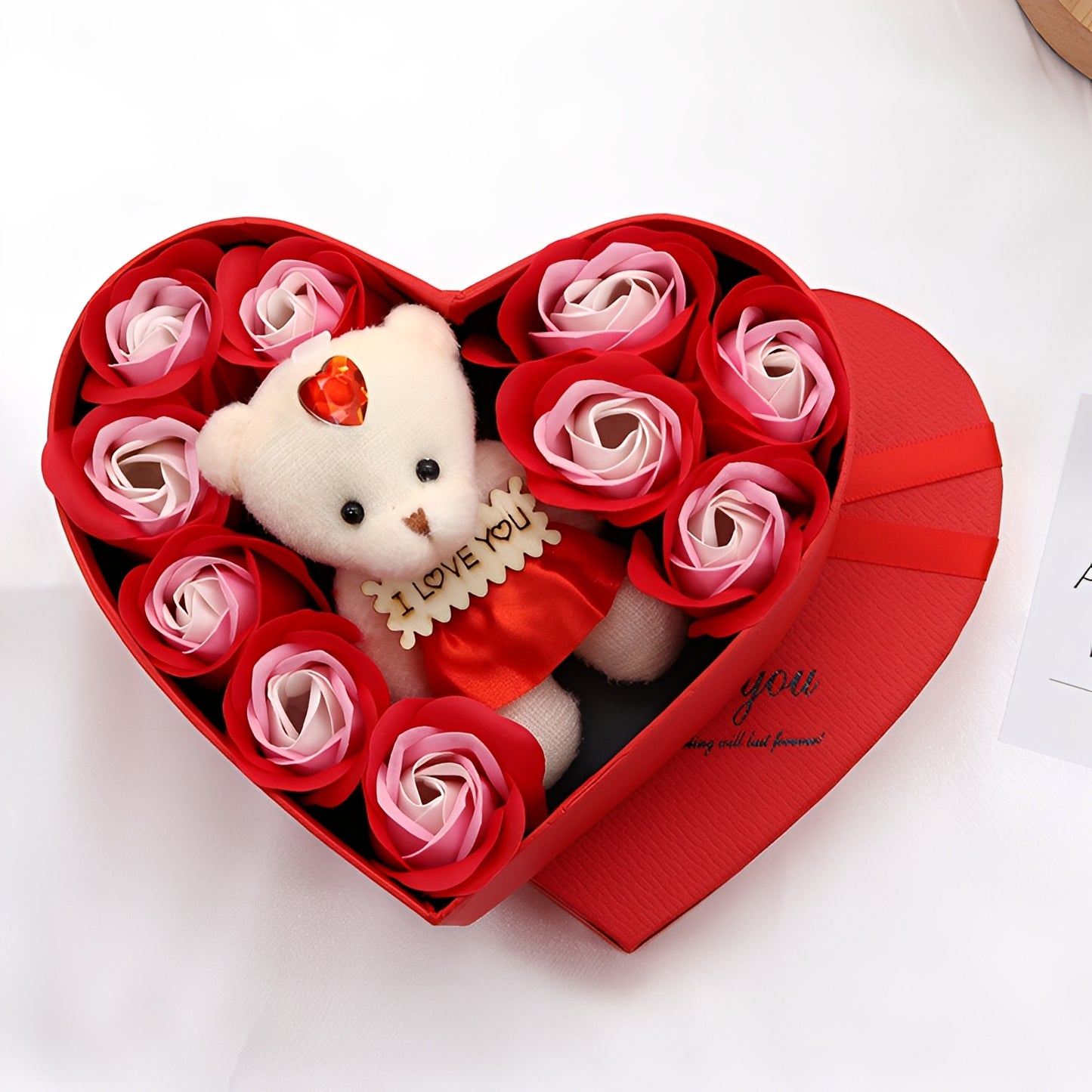 Heartley - Rosenbär Herzförmiges Geschenk zum Valentinstag