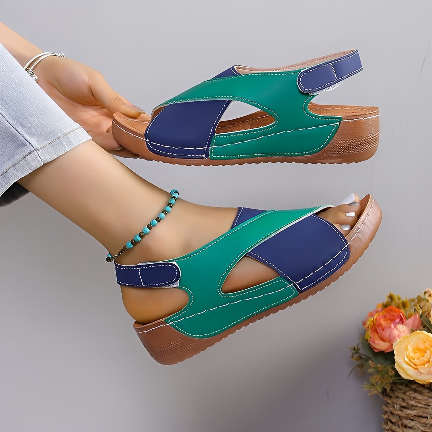 Clarissa - Lässige Keilabsatzsandalen mit Kreuzriemen für Damen