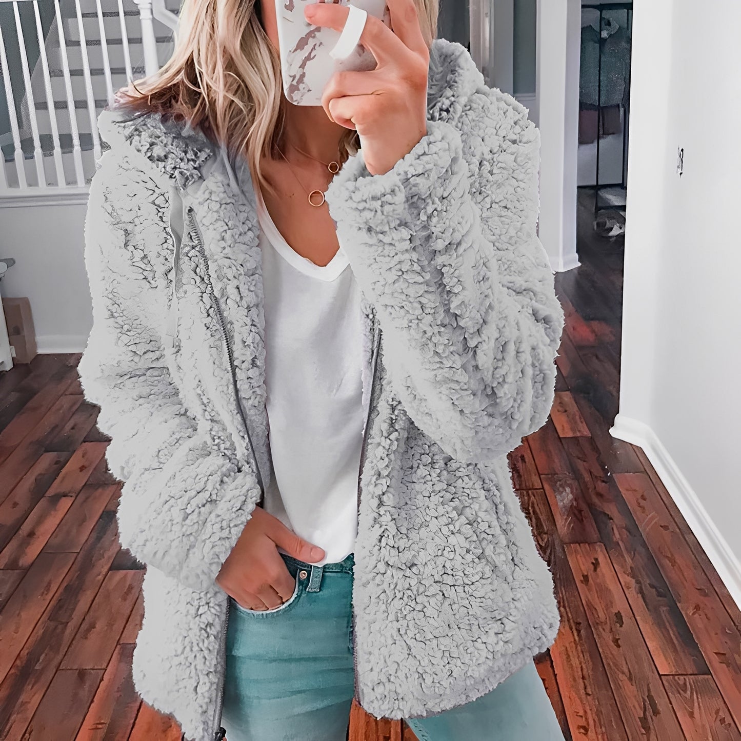 Blaire - Lässige Teddyfell-Kapuzenjacke für Damen