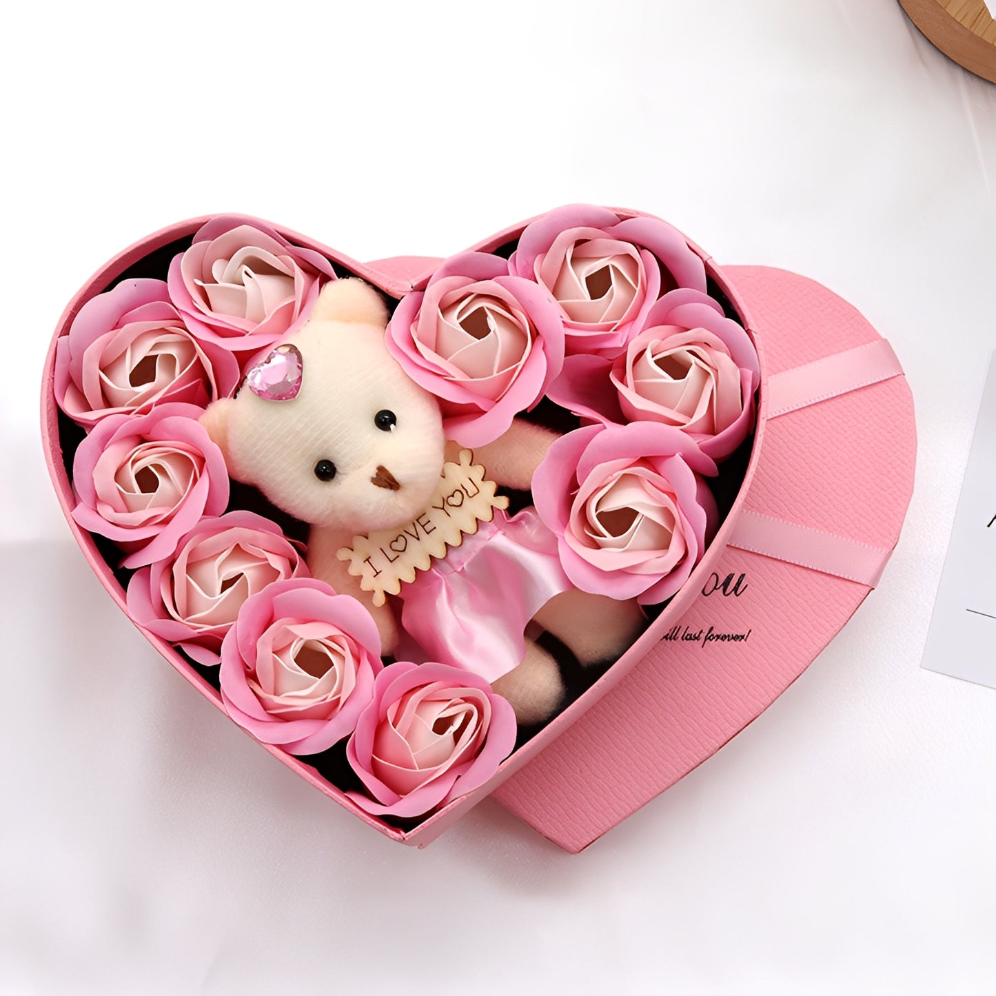 Heartley - Rosenbär Herzförmiges Geschenk zum Valentinstag
