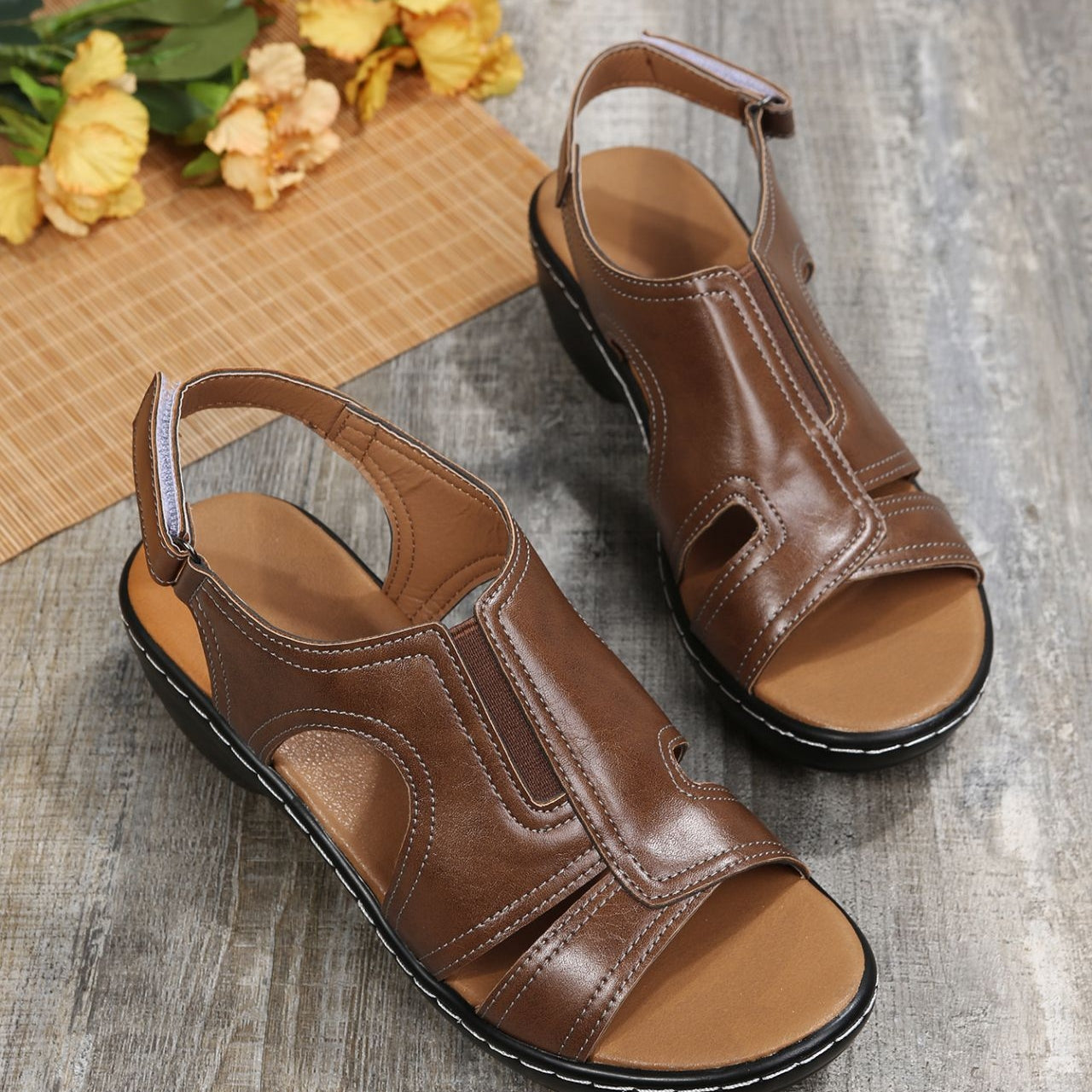 Duana - Lässige Sandalen mit hohlem Absatz für Damen