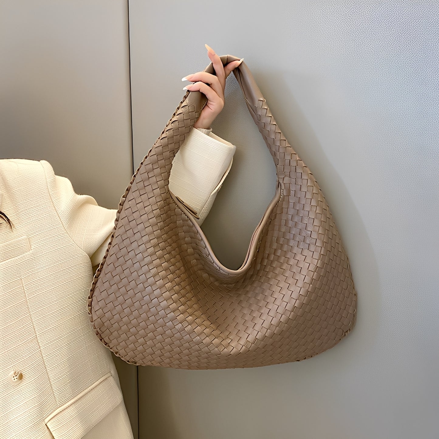 Paulina - Modische handgewebte Tasche für Damen
