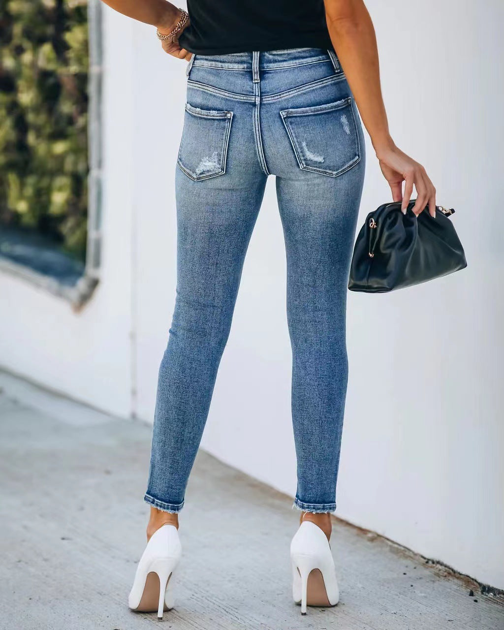Cyrilla - Lässige Slim-Fit-Jeans mit Rissen für Damen