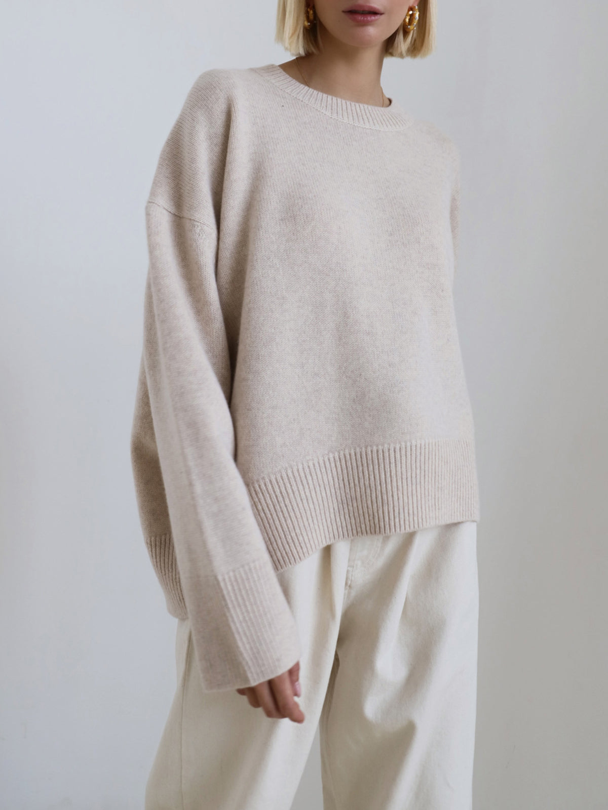 Amara – Übergröße Pullover „Zuckerwatte“