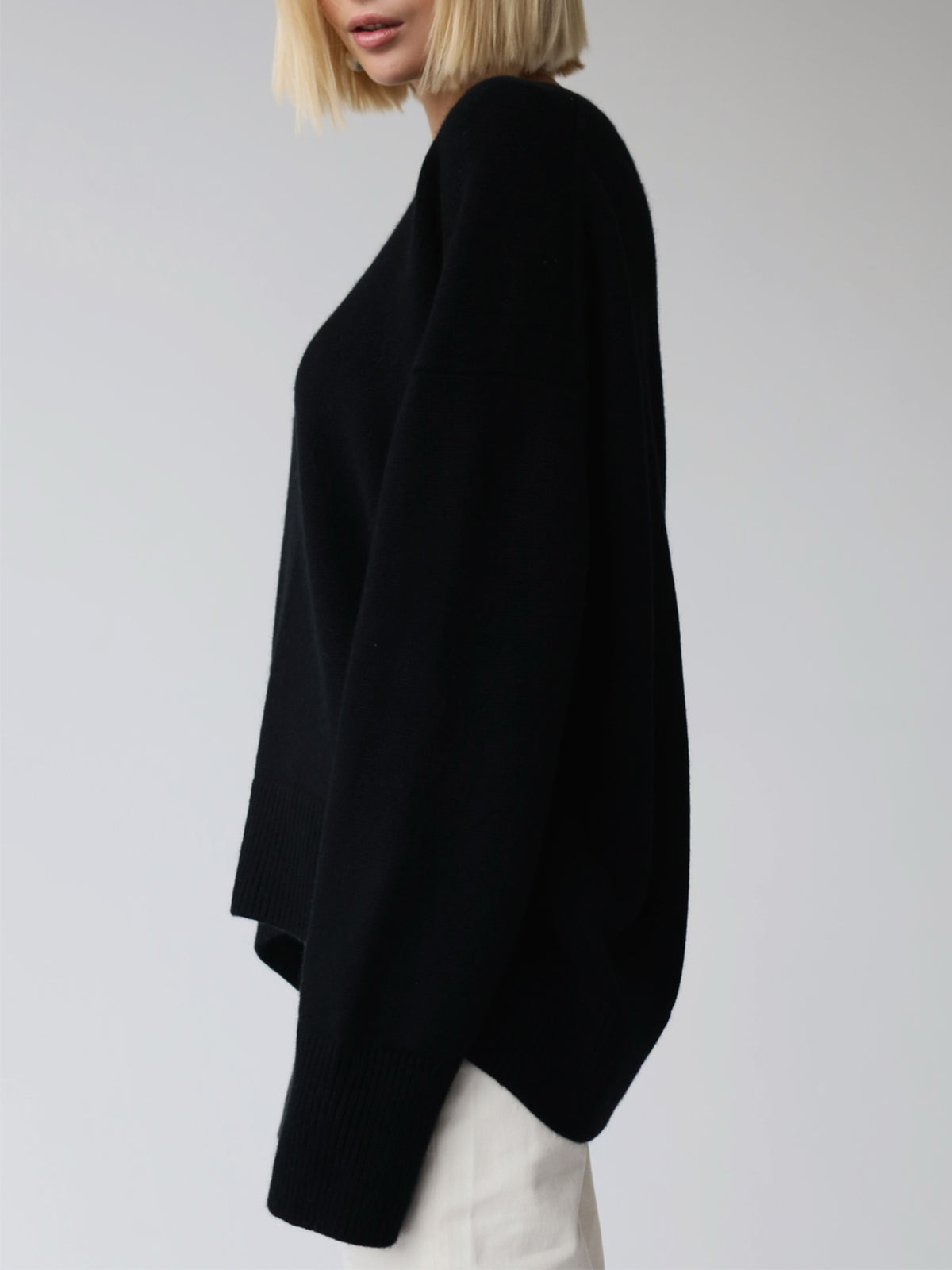 Amara – Übergröße Pullover „Zuckerwatte“