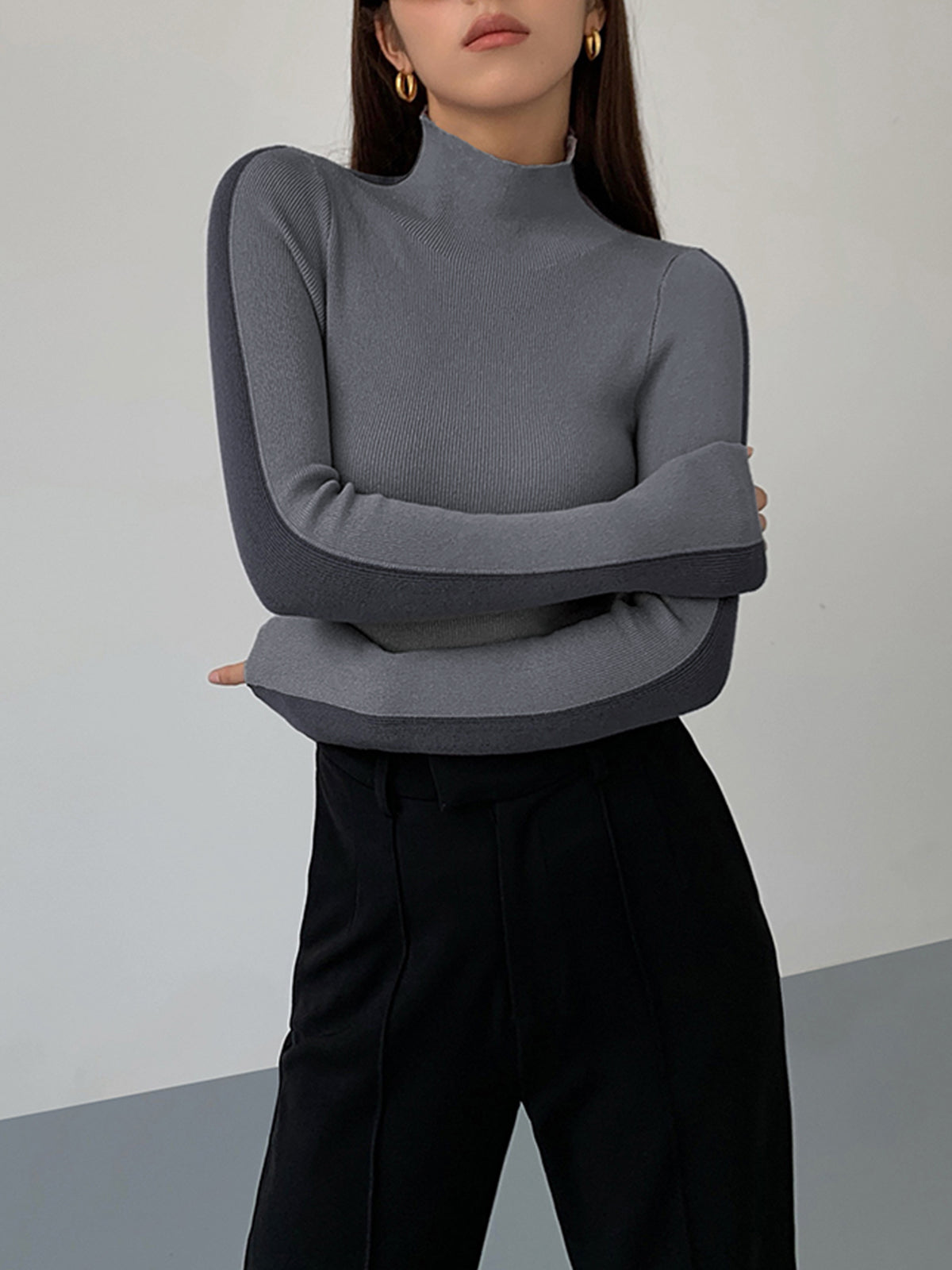 Tabea – Wendbares Stricktop in zwei Farben