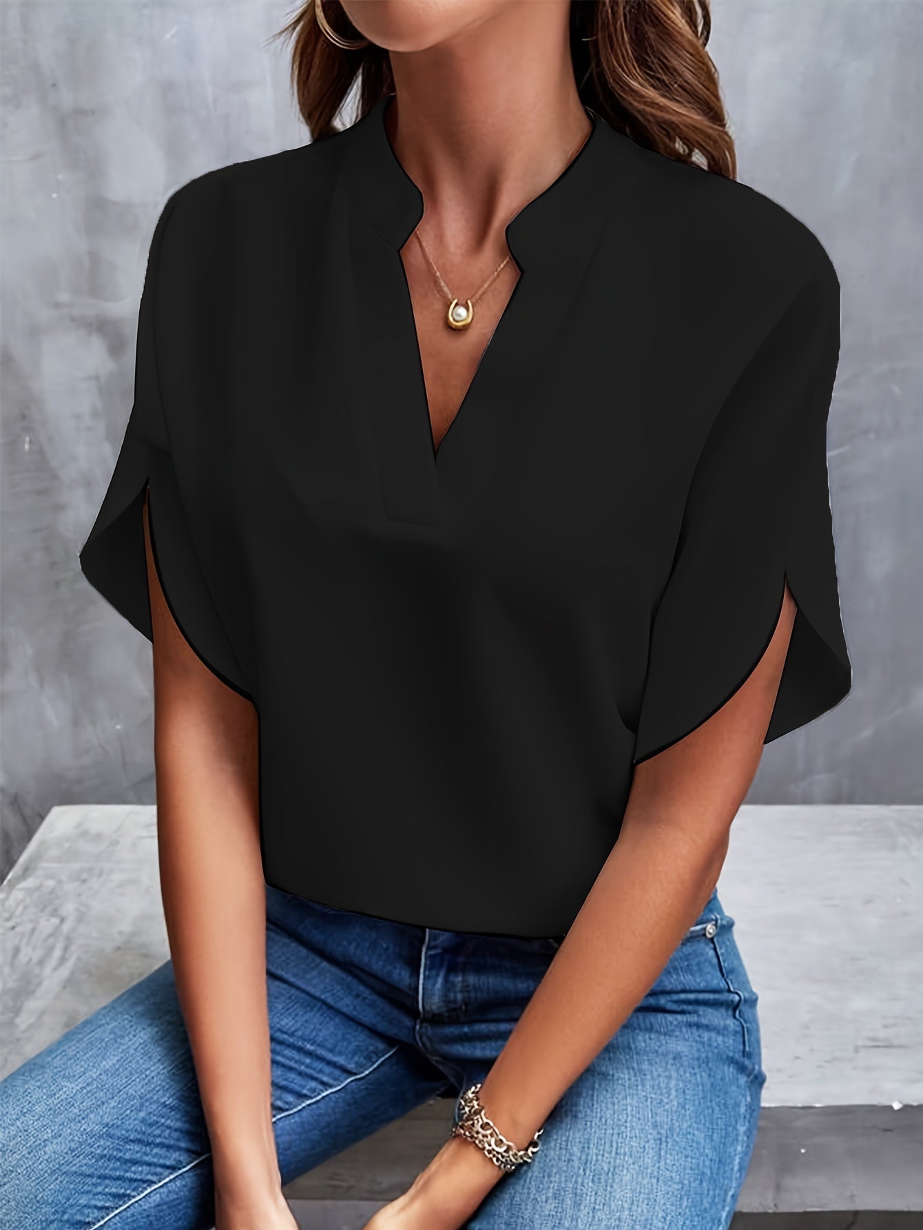 Billie – Zeitlose Bluse mit V-Ausschnitt