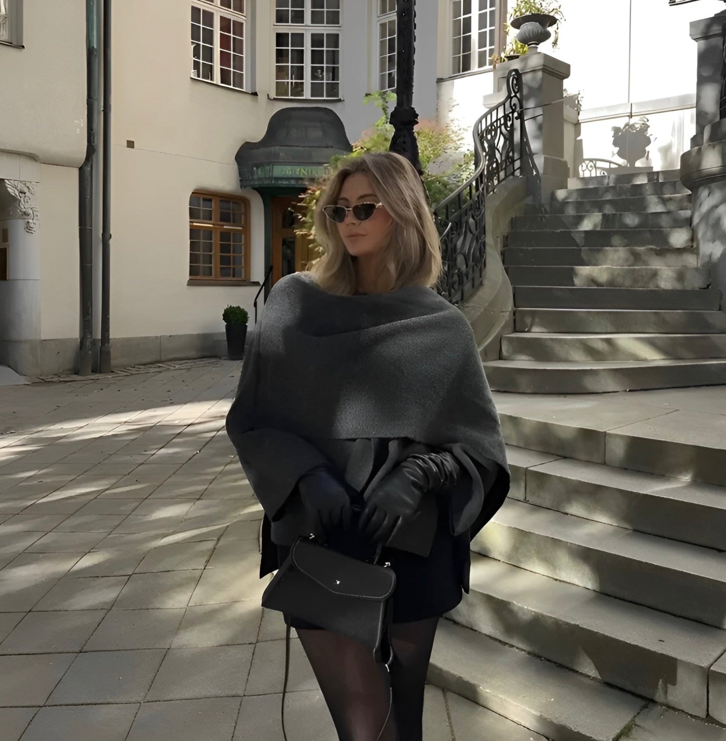 Aurora – Oversize Eleganter Mantel