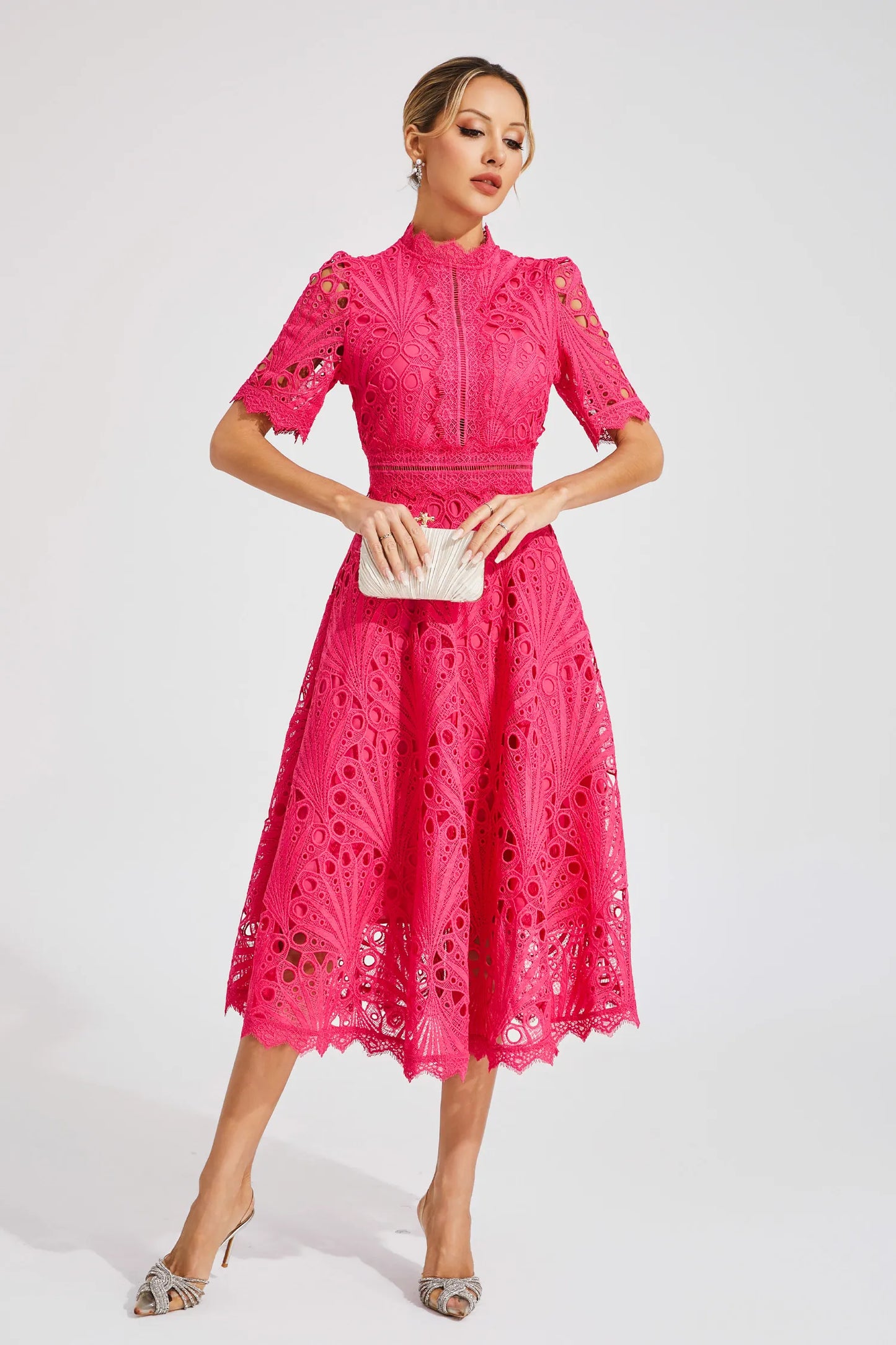 Pierre - Mittelkleid Spitze und Raffinesse