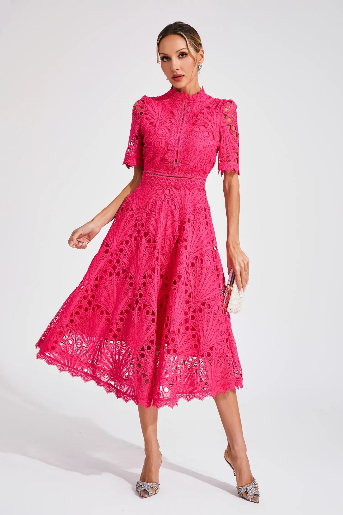 Pierre - Mittelkleid Spitze und Raffinesse