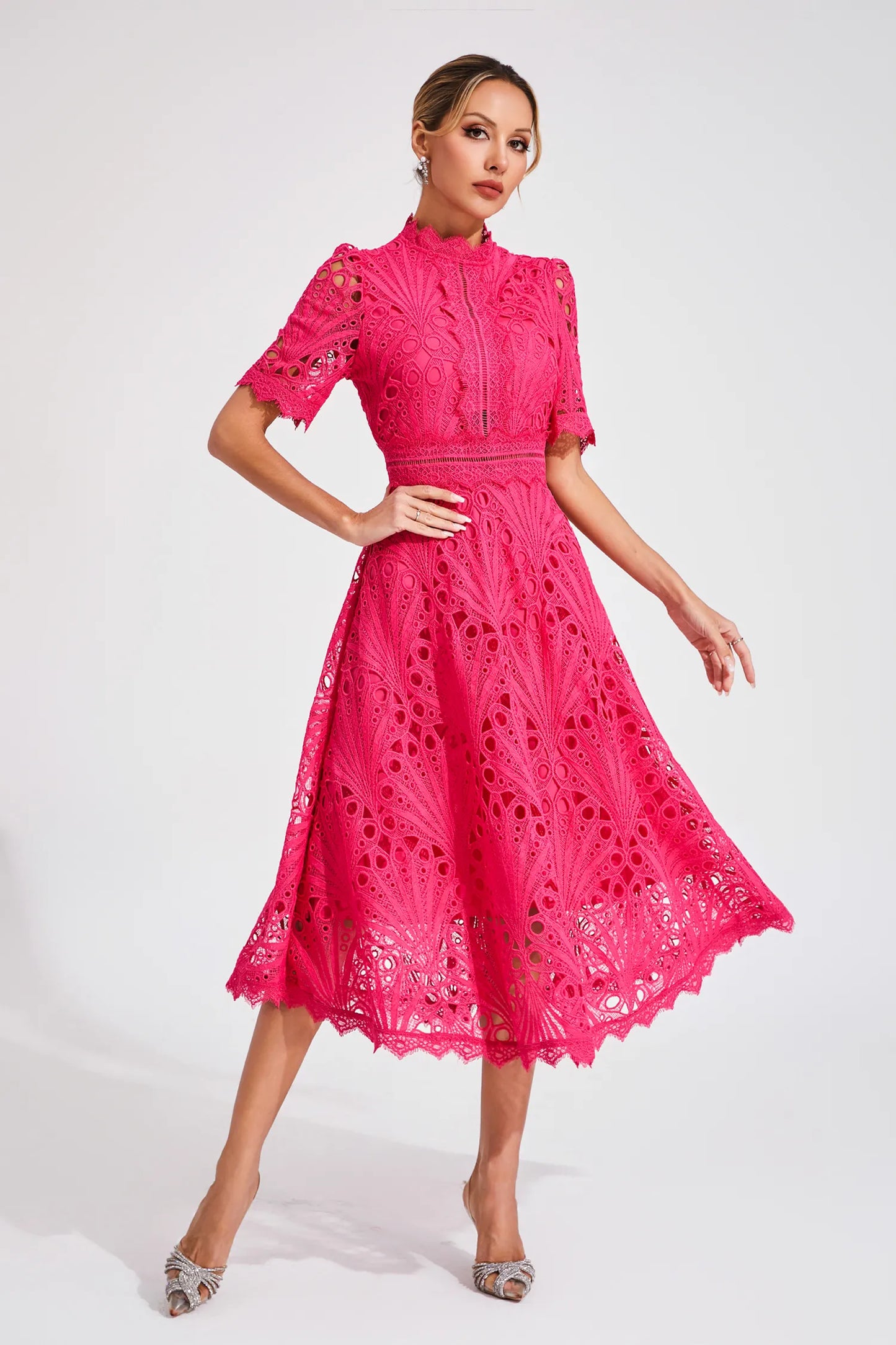 Pierre - Mittelkleid Spitze und Raffinesse