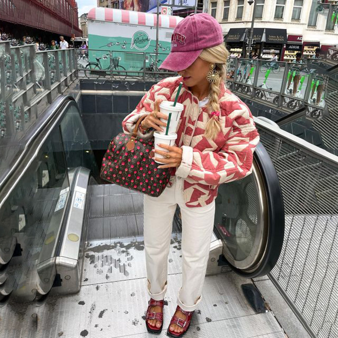 Elena – Steppjacke mit Blumenmuster