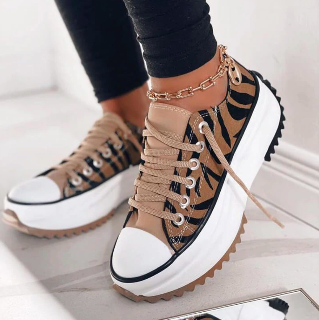 Emily – Platform Sneaker mit Klobiger Sohle