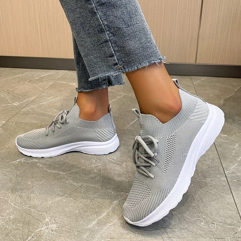 Brinley – Luftige Schnürschuhe für den Alltag