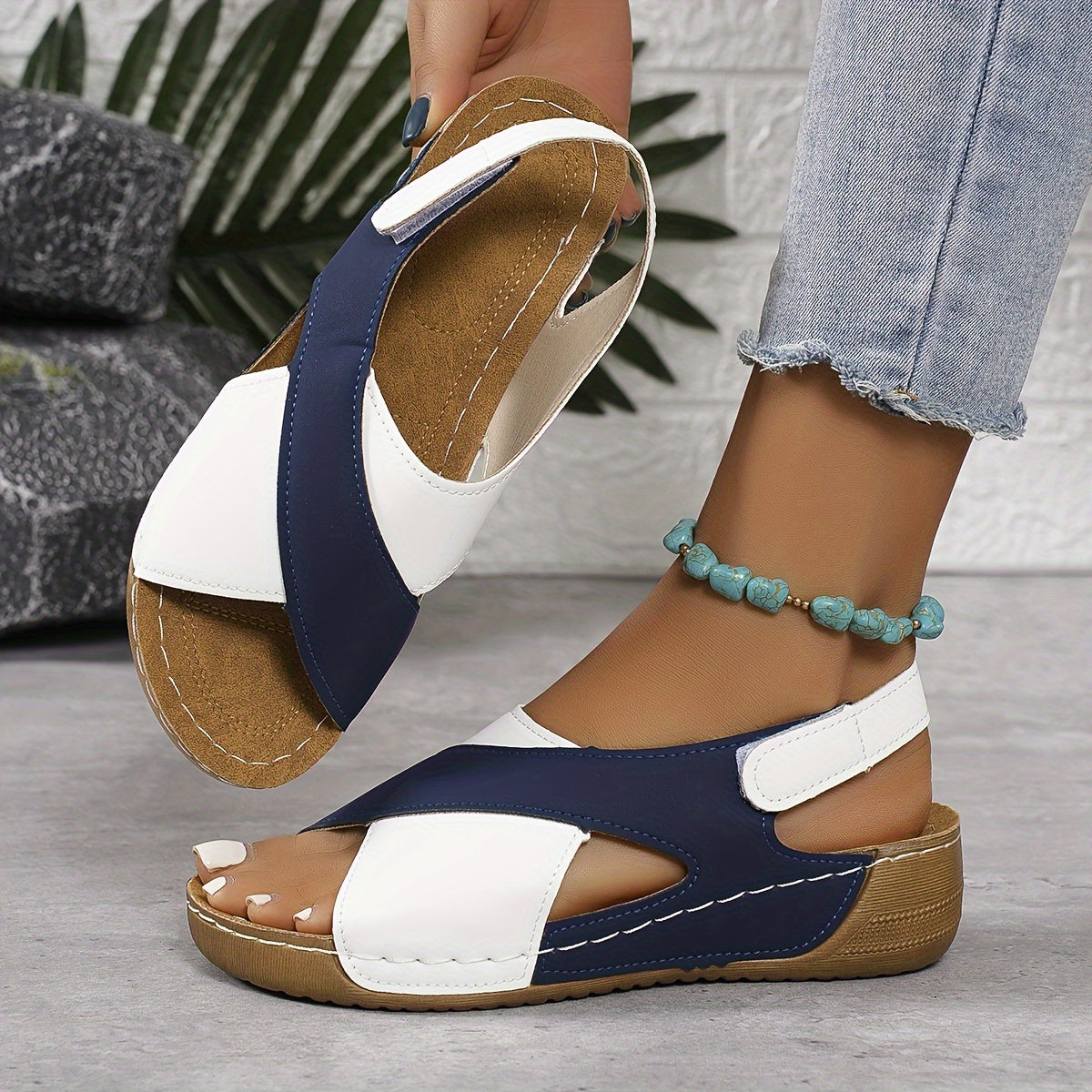 Laura – Bequeme orthopädische Sandale