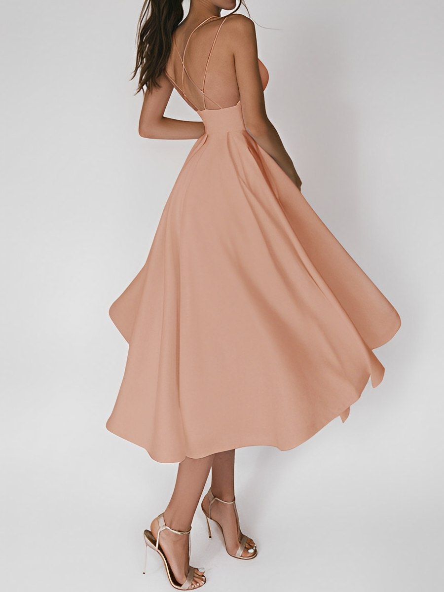 Colline – Feminines Kleid mit feinen Trägern für warme Tage