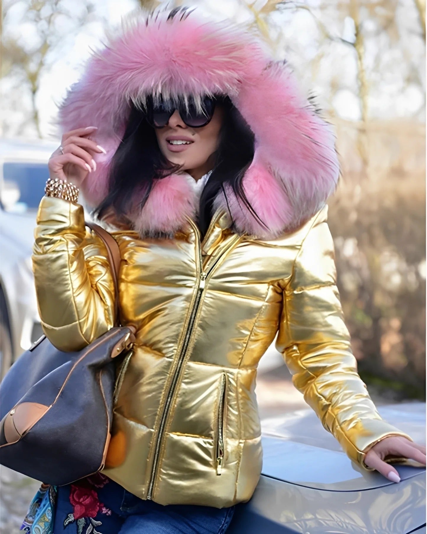 Jessica - Glänzende Daunenjacke mit Kapuze für Frauen