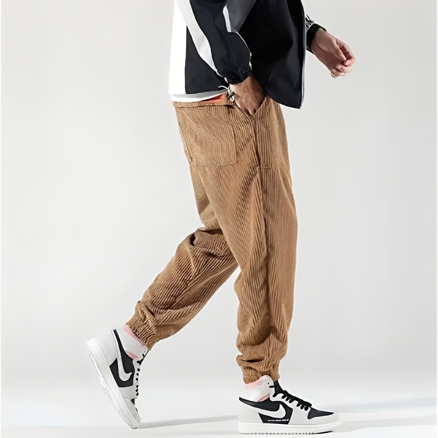 Kodey - Lässige, weite Cordhose für Herren