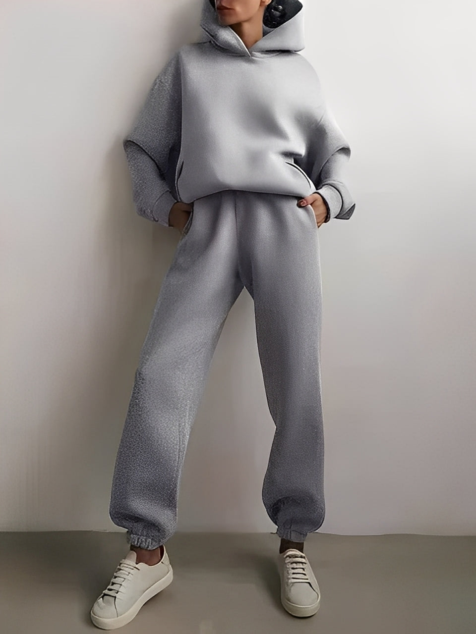 Adelia – Unifarbenes Hoodie-Set