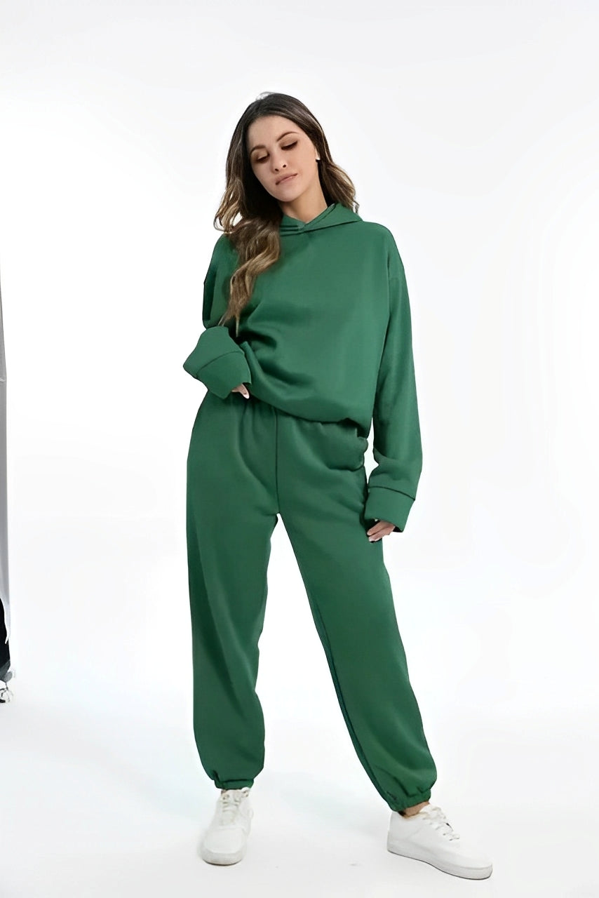 Nora – Frauen Kapuzenpulli und Jogginghosen Set
