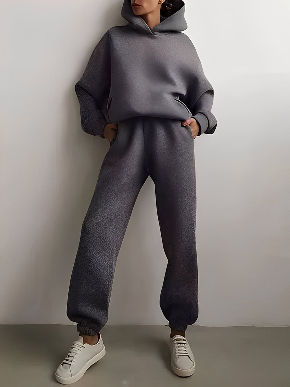 Adelia – Unifarbenes Hoodie-Set